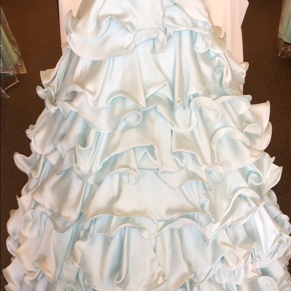 🧚♀️Mac Duggal Ball Gown 🧚♀️ - Picture 3 of 8